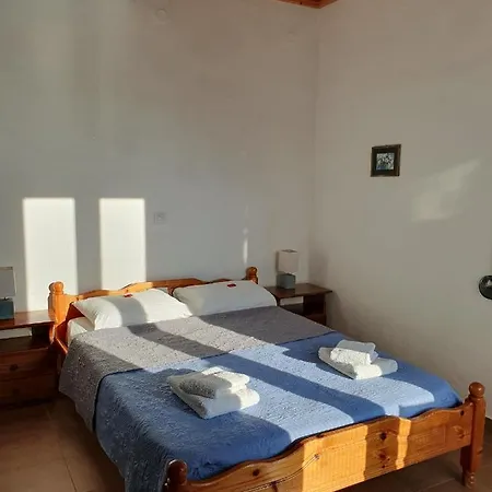 Hotel Babis & Popi And Frangocastelo